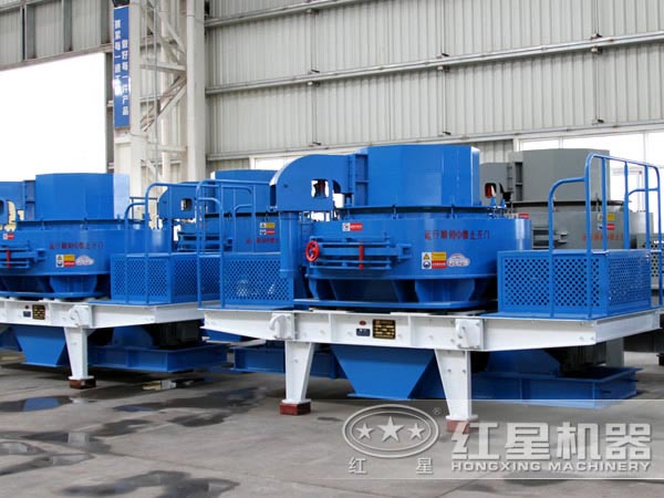 石英石制沙機(jī)生產(chǎn)車(chē)間